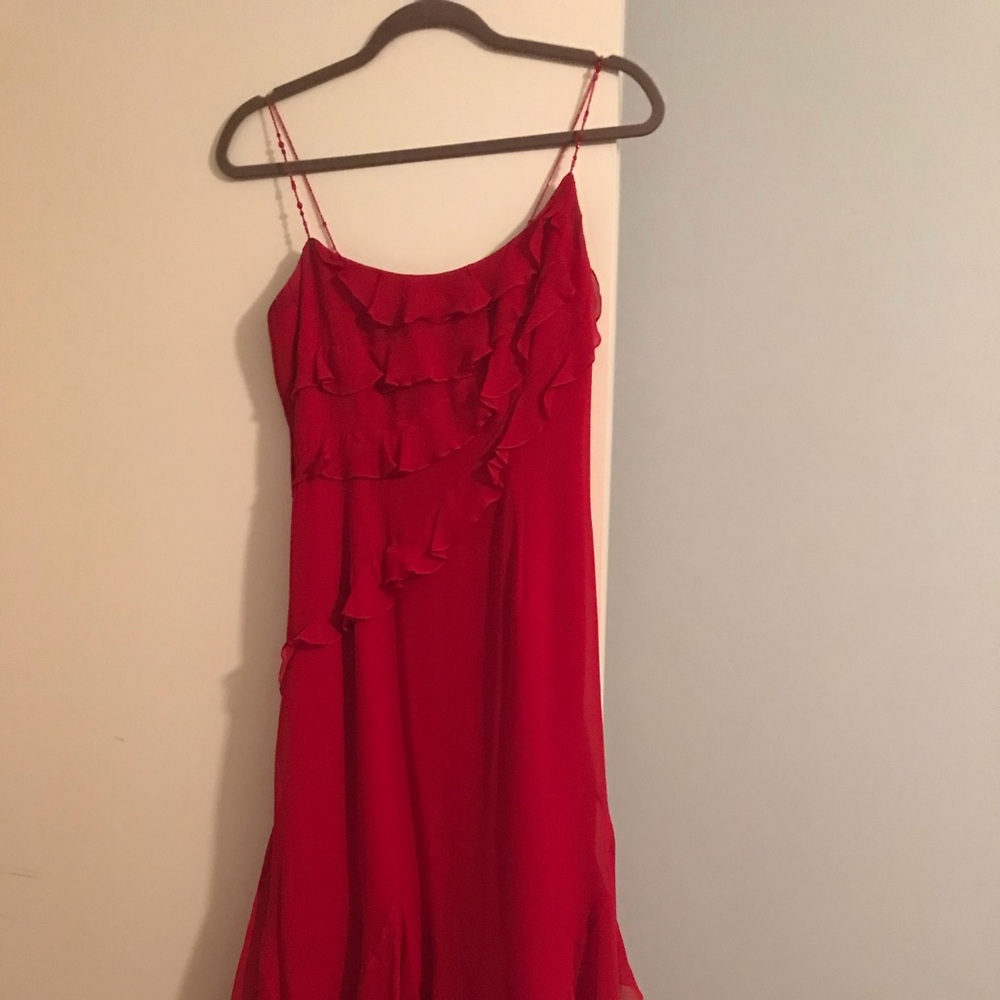 Kay Unger. Sophisticated mermaid cocktail dress